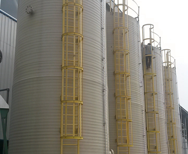 新安化工選用新安江PPH儲(chǔ)罐、磁力泵